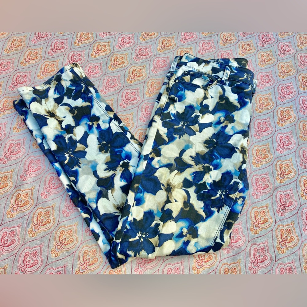White & Blue Floral Slim Ankle Rhinestone Denim Jeans - Picture 4 of 13